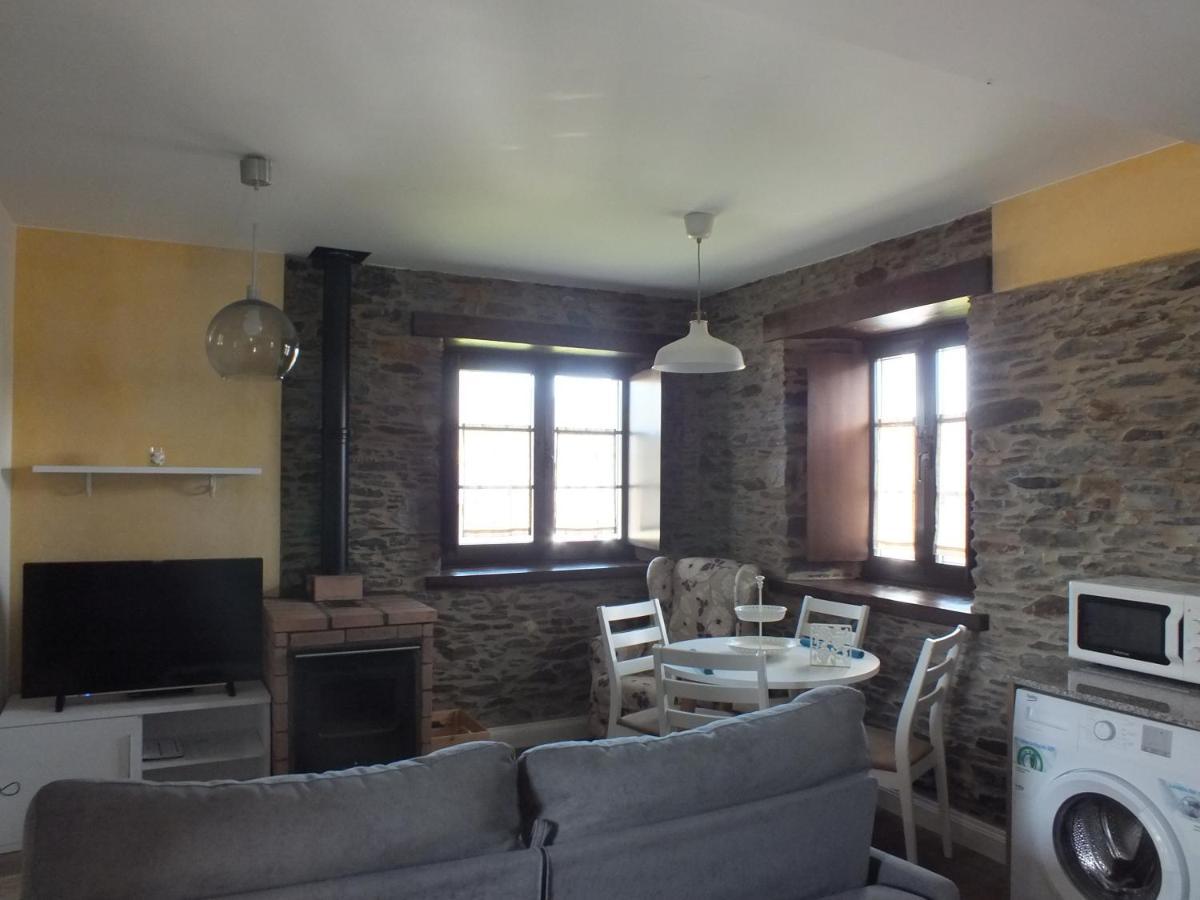 Apartamentos Puerta Del Castro Coana エクステリア 写真